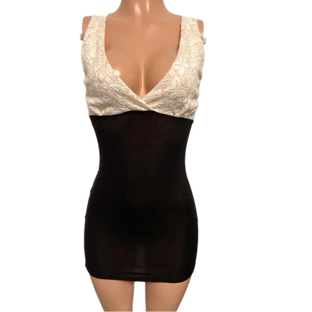 Sexy Butterfly Burn-out Lined bust mini body con stretchy Party Cleavage Dress